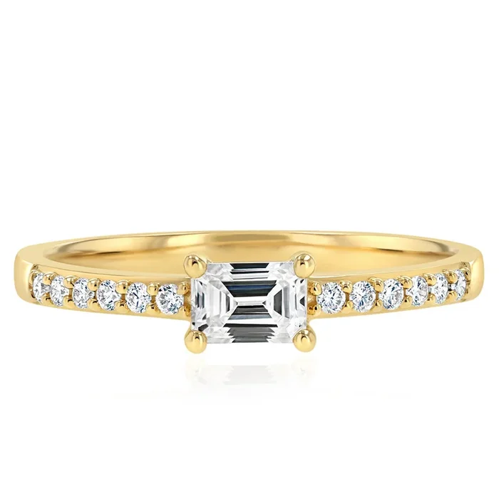 0.41 Carat Luminesce Lab Grown Emerald Brilliant Cut Ring in 9ct Yellow Gold
