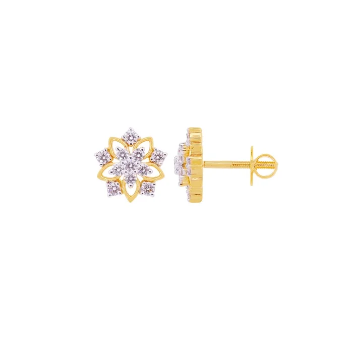 0.60Ct VVS/EF Diamond Earrings in 18K Gold