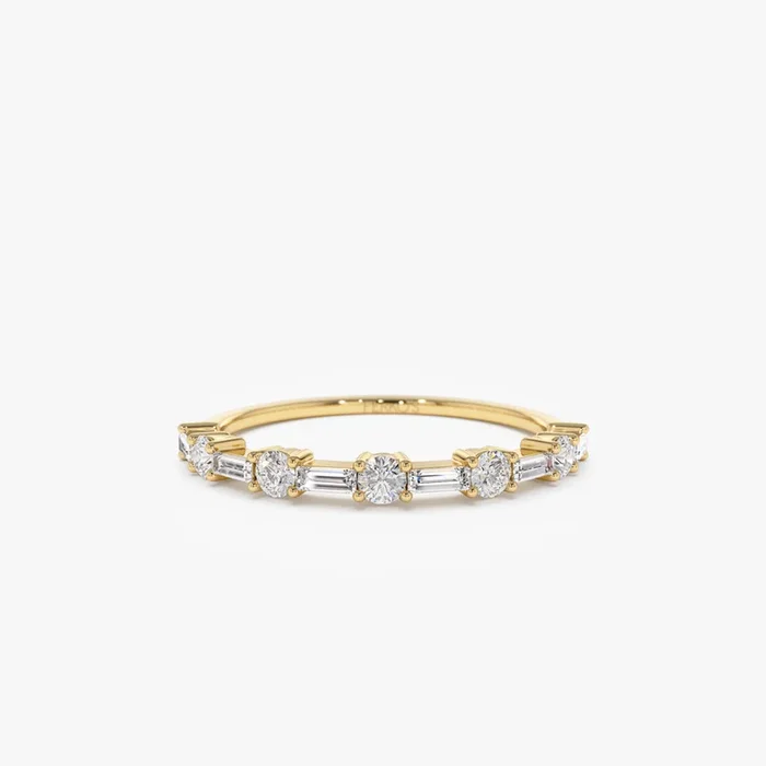 14k Baguette and Round Diamond Alternating Ring