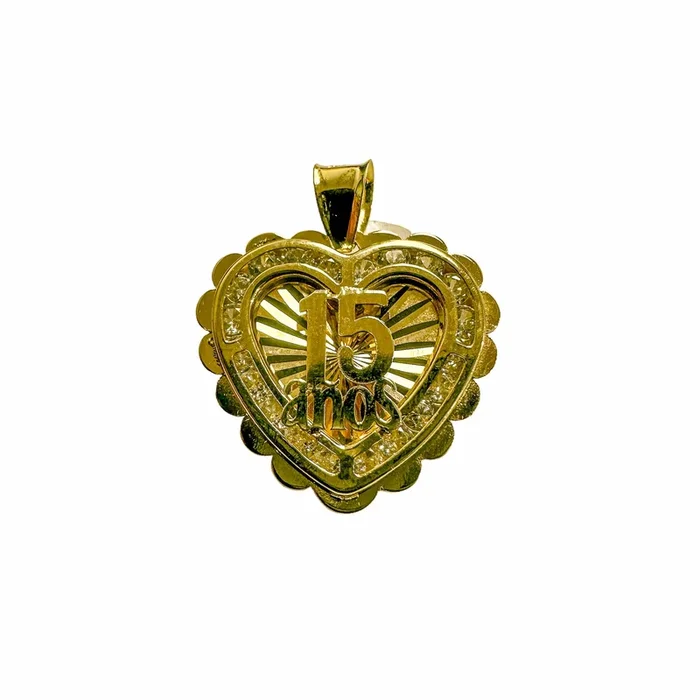 14P00075. – Colgante de quinceañera con circonita cúbica de corte diamante en forma de corazón de oro amarillo de 14 quilates
