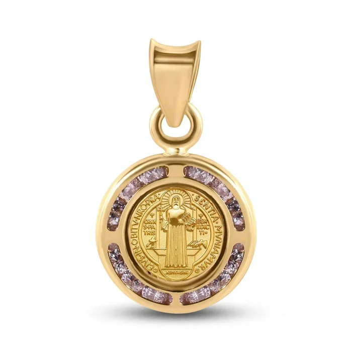 14P00107. – Colgante de oro amarillo de 14 quilates de 11,5 mm con medalla de San Benito y circonita transparente
