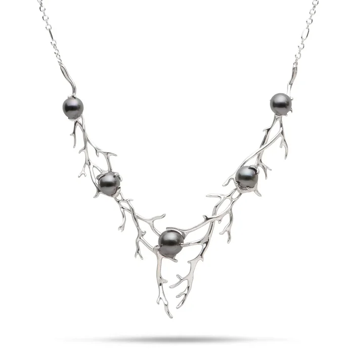 16-18″ Adjustable Heritage Tahitian Pearl Necklace in White Gold