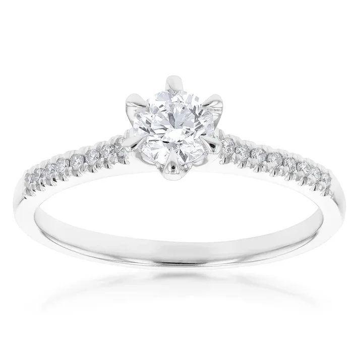 18ct White Gold 0.60 Carat Solitaire with 1/2 Carat Certified Centre Diamond