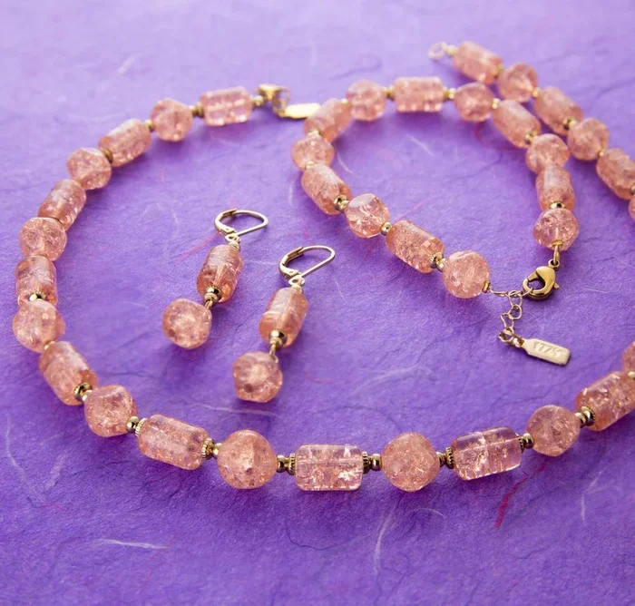 1928 Jewelry Beaded Peach Cracked Glass Necklace 16″