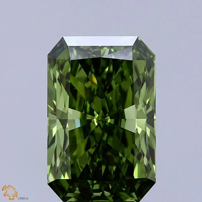 5.87 Carat Radiant Shaped, Excellent Cut, FANCY VIVID GREEN Color, VS1 Clarity, IGI Certified Lab Grown Diamond