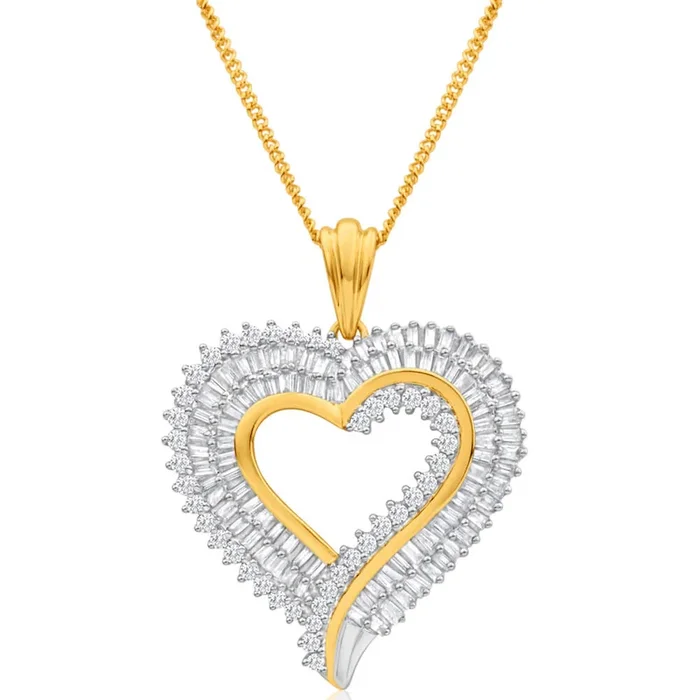 9ct Superb Yellow Gold Diamond Pendant With Chain