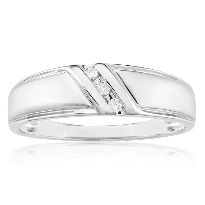 9ct White Gold Mens Ring With 3 Diamonds