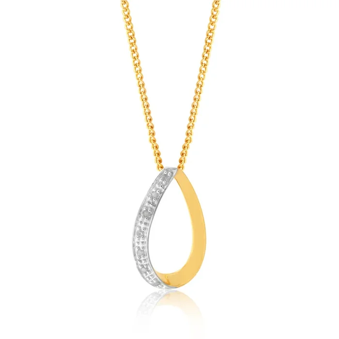 9ct Yellow Gold 0.05 Carat 7 Diamond Pendant