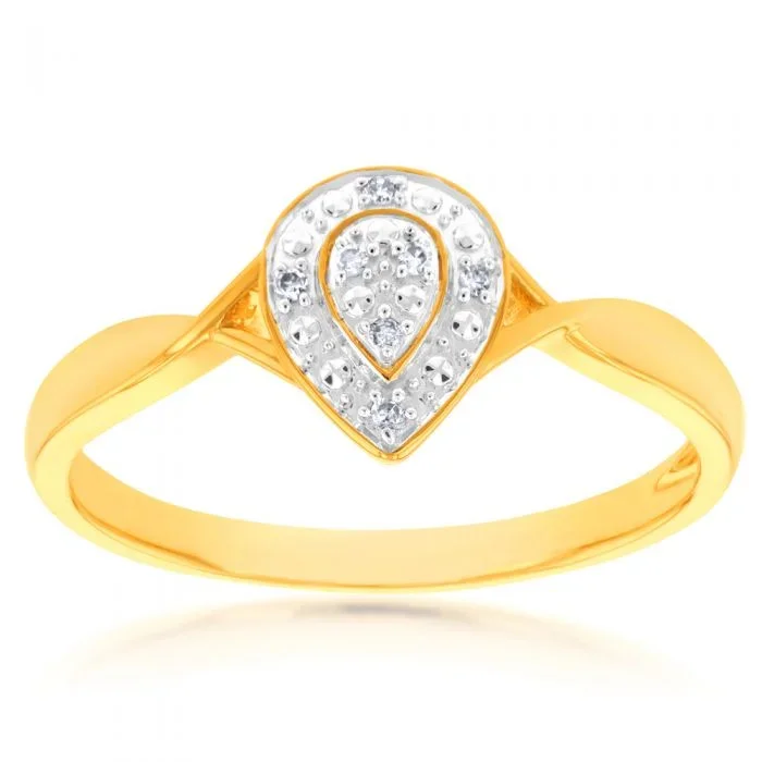 9ct Yellow Gold Diamond Pear Shape Cluster Ring With 7 Brilliant Cut Diamonds