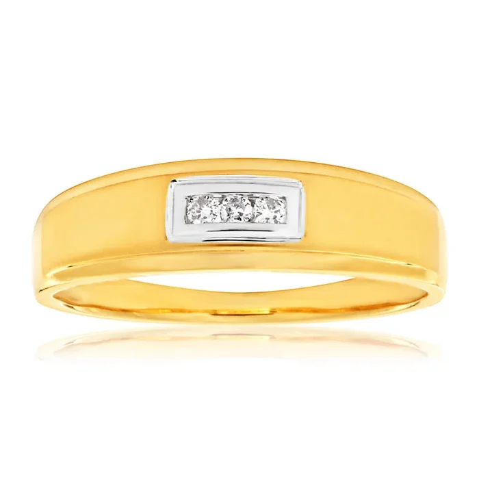 9ct Yellow Gold Matt Finish Mens Ring with 3 Diamonds