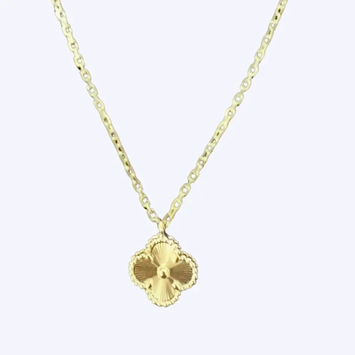 Allie Petite Clover Pendant Necklace