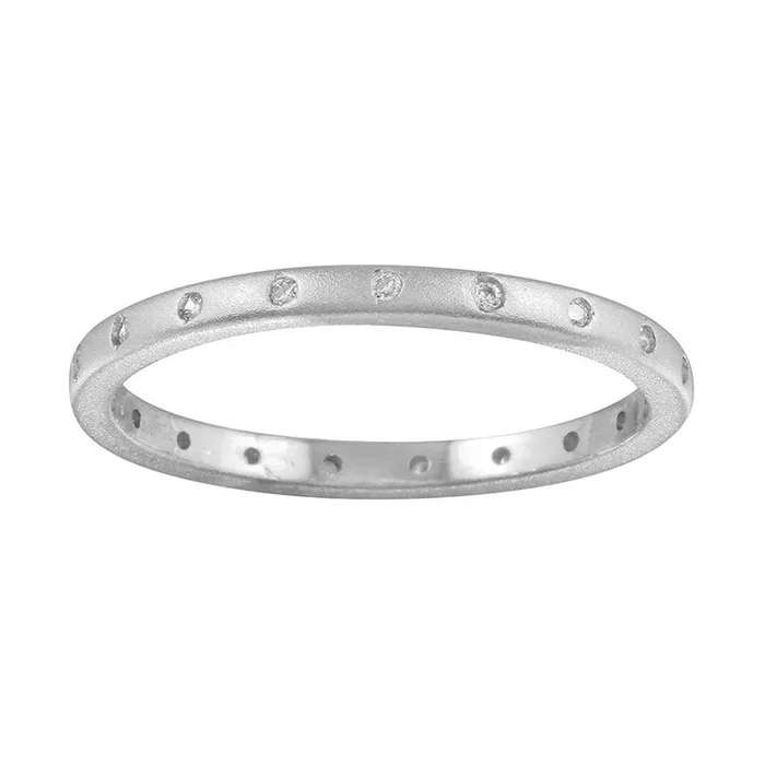 Anillo de eternidad con circonitas cúbicas en plata de ley 925 rodiada con acabado mate – STR01112RH