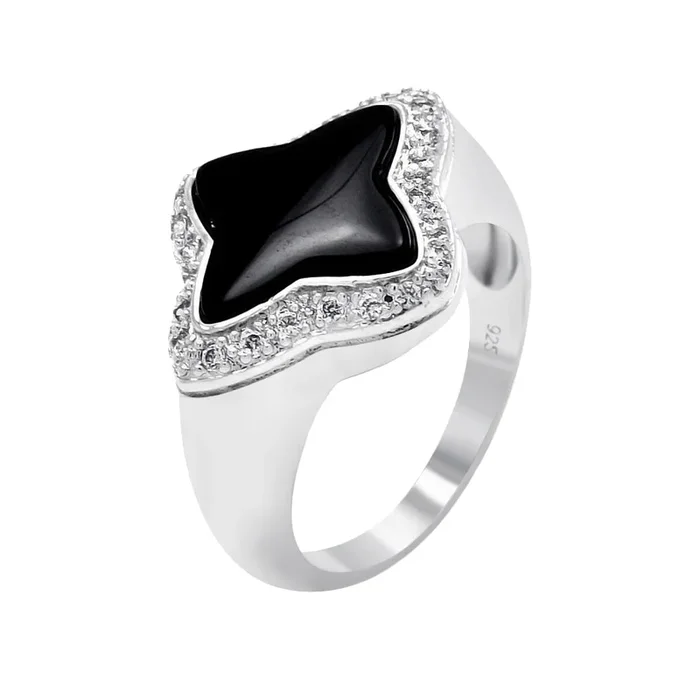 Anillo de plata 925 rodiada con centro de ónix negro y flor de circonitas cúbicas con borde transparente – BGR00378