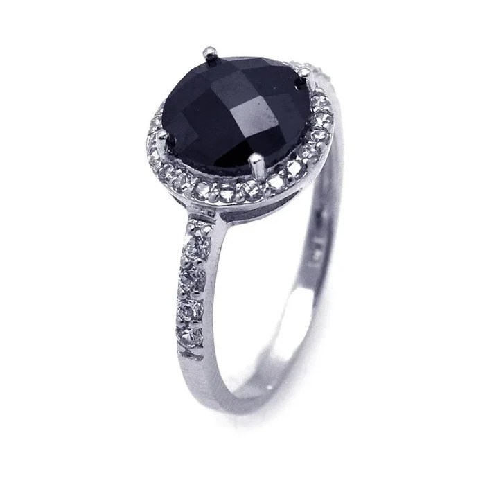 Anillo de plata 925 rodiada con centro negro y circonitas cúbicas transparentes – STR00601