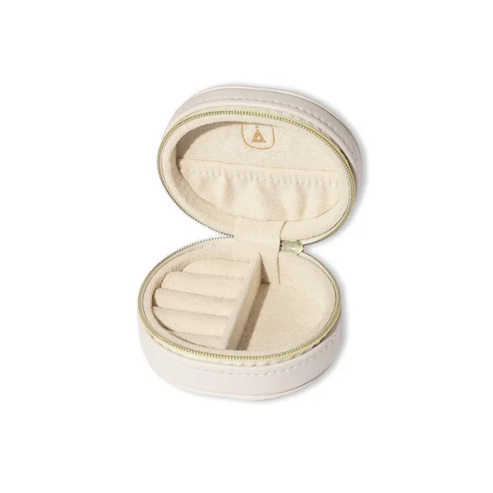 Beige jewelry box for travel | LEPAGE
