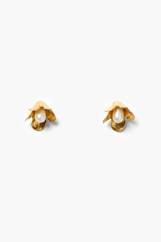Bellflower Stud Earrings White Pearl