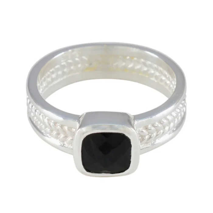 Black Onyx Solitaire Mexican Silver Black Gemstone Mid-weight Rope-Wire Band Jewellery