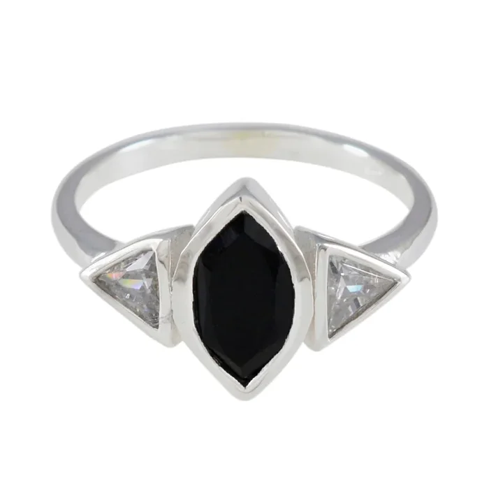 Black Onyx Trilogy American 92.5 Silver Black Gems Whisper-thin Graceful Ring Jewellery