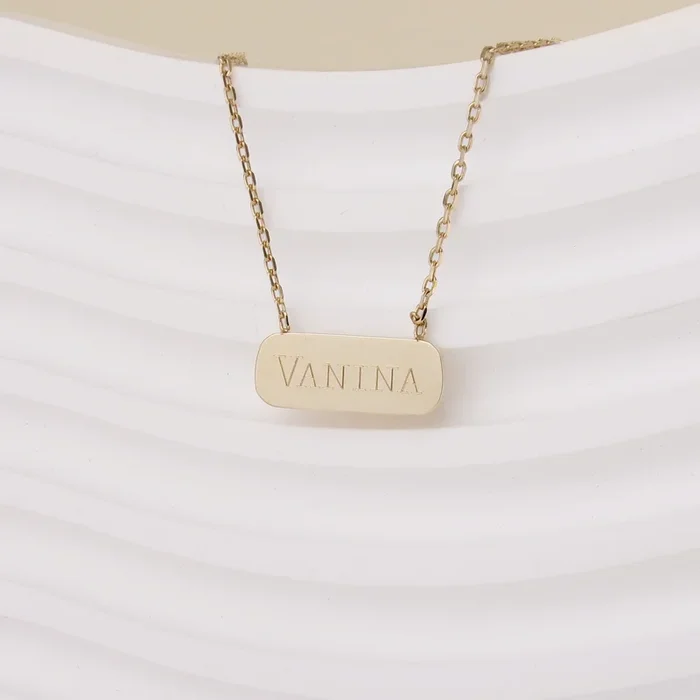 Chain Nyla necklace with name plate to engrave gold plated