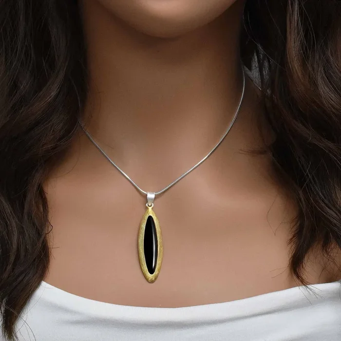 Clearance-Gold Plated 925 Sterling Silver Matte Finish Cat Eye Shape Onyx Stone Pendant – SPP00008BLK