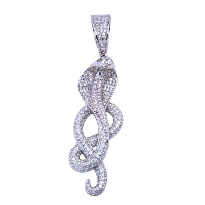 Colgante de cobra con circonita cúbica en plata de ley 925 rodiada – SLP00301