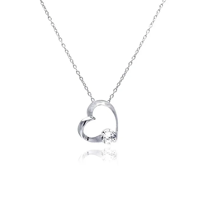 Collar con colgante de corazón chapado en rodio con circonita transparente de plata 925 – BGP00063