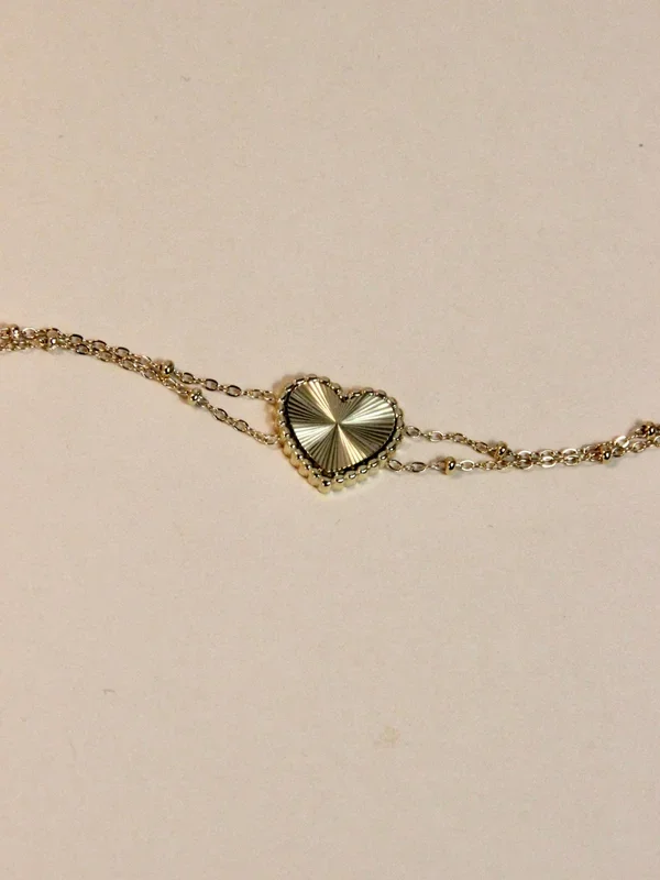 Corazon bracelet – double chain and heart medallion