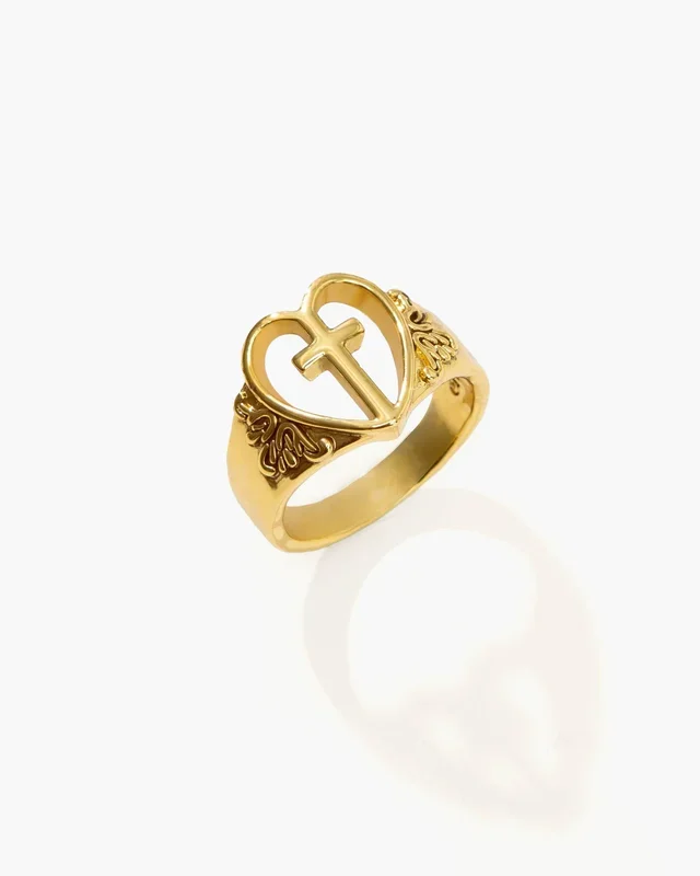 Creda Heart Cross Ring