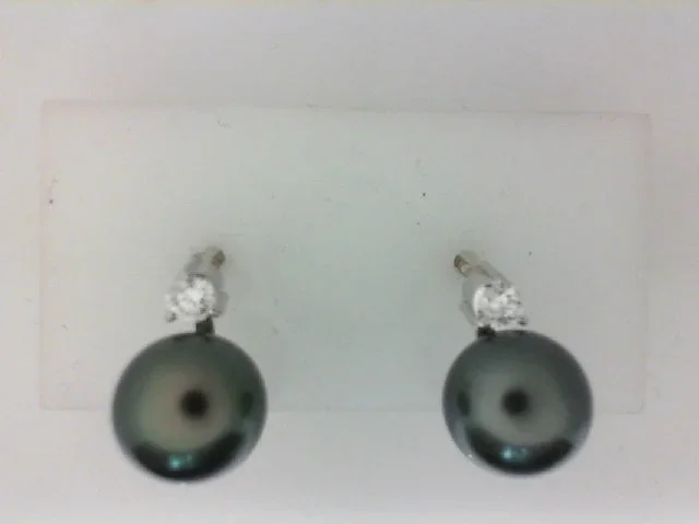 EARRINGS – PEARL