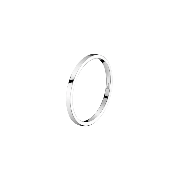 Emoi men’s wedding ring, curved ribbon band in white gold | LEPAGE