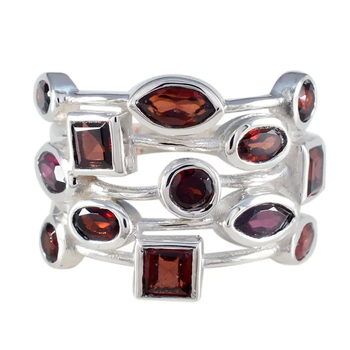 Garnet multiple German 92.5 Silver Red Gemstones Eye-catching Trendy Ring Jewellery