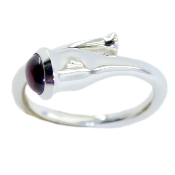 Garnet Solitaire German Sterling Silver Red Gemstones Mid-weight Glamorous Ring Jewelry