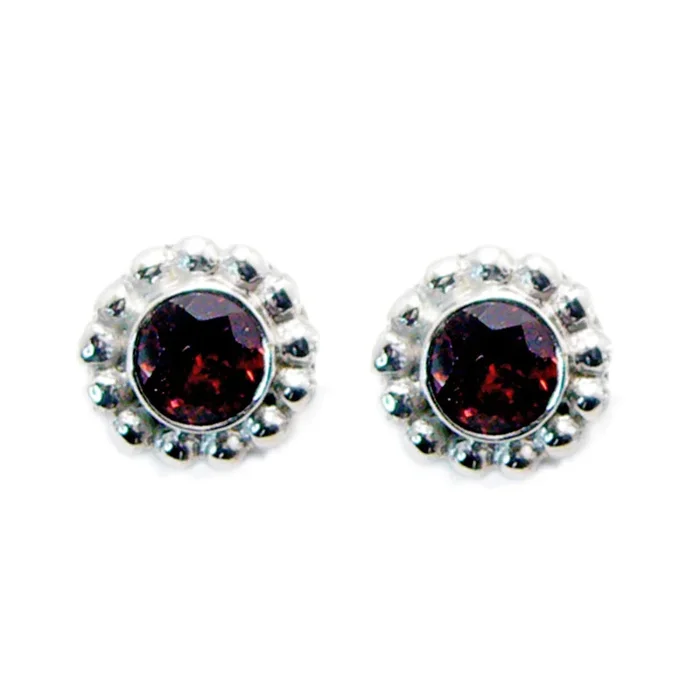 Garnet Spanish Ha-eun Solitaire Stud Red Silver Earring