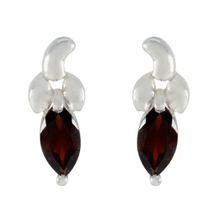 Garnet Spanish Renata Solitaire Stud Red Sterling Silver Earring