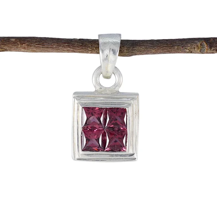 Garnet Whisper-thin Latin American 925 Silver quarter Isla Feminine Red Pendant Jewelry