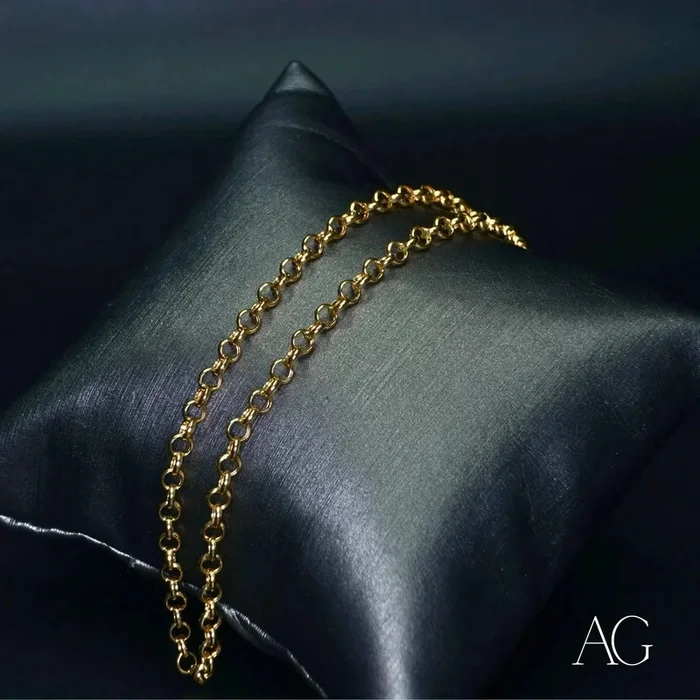 Gold 18k anklet: timeless elegance