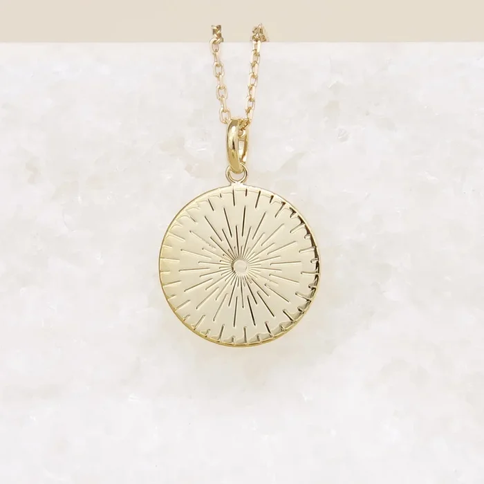 Gold-plated radiant medal pendant to engrave