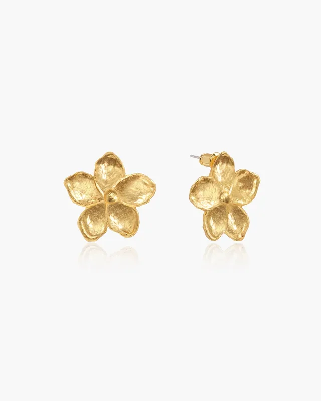 Goldene strukturierte Blumenohrringe