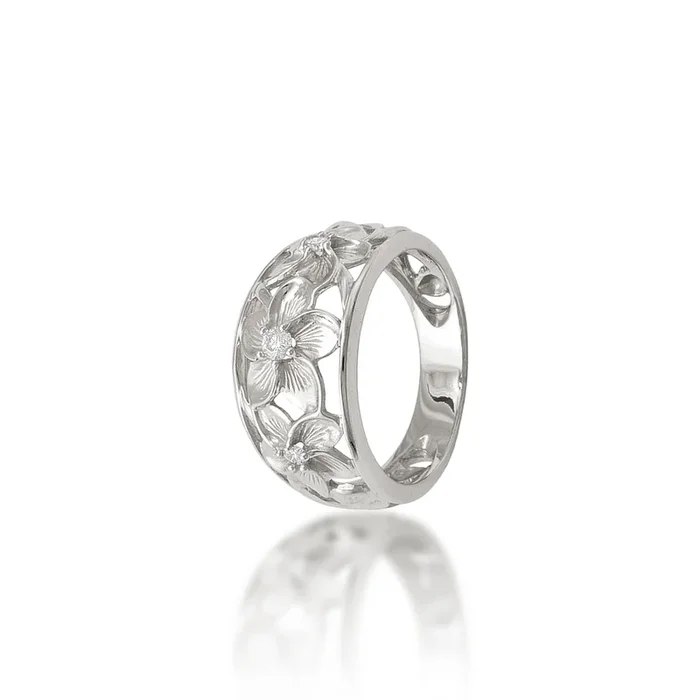 Hawaiian Heirloom Plumeria Ring in White Gold with Diamonds – 11mm