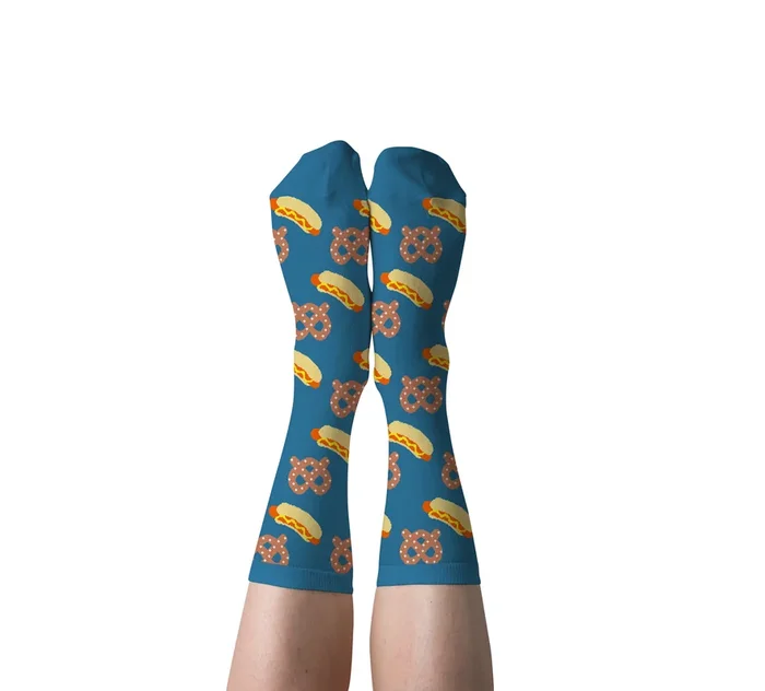 Hot Dog & Pretzel Crew Socks – Large