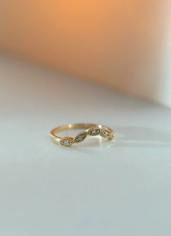 Joshi diamanten curve ring 14k goud