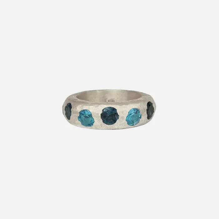 Jumbo Leo Ring, Lagoon