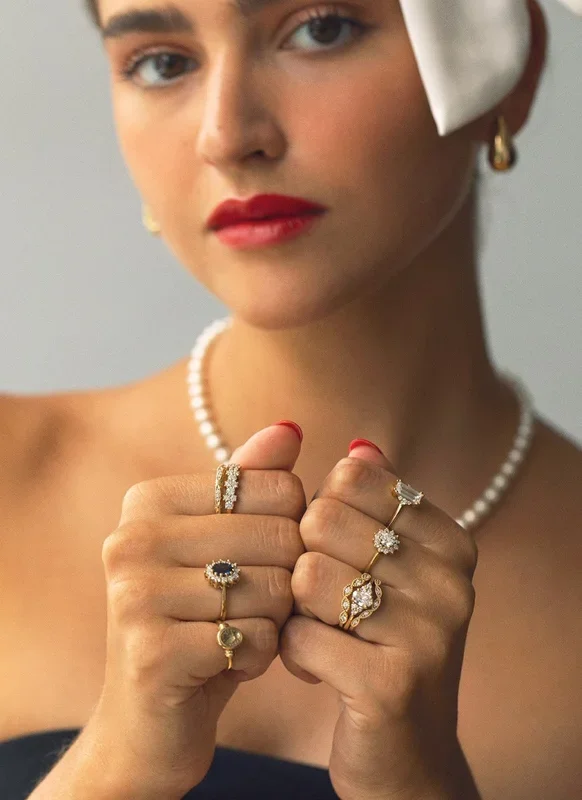 Kate diamant saffier entourage ring 14k goud