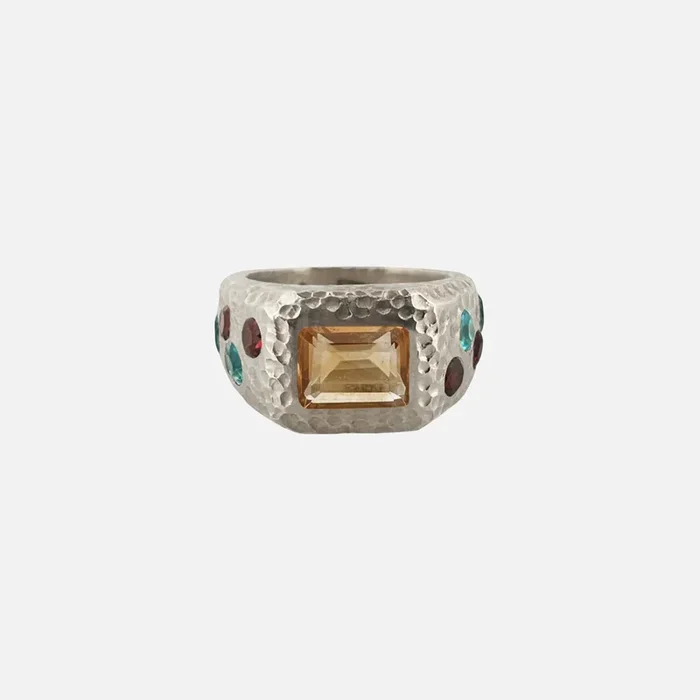 Leo Signet Gypsy