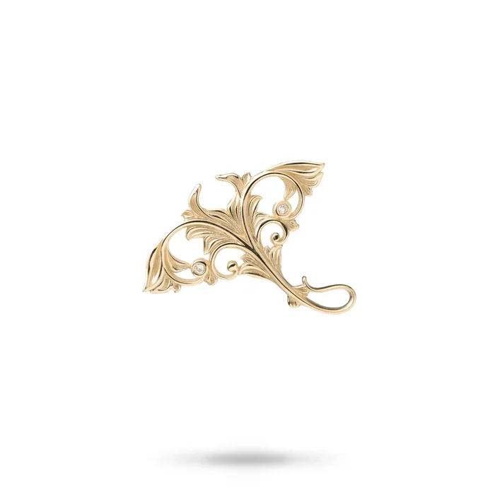 Living Heirloom Manta Ray Pendant in Gold with Diamonds – 23mm