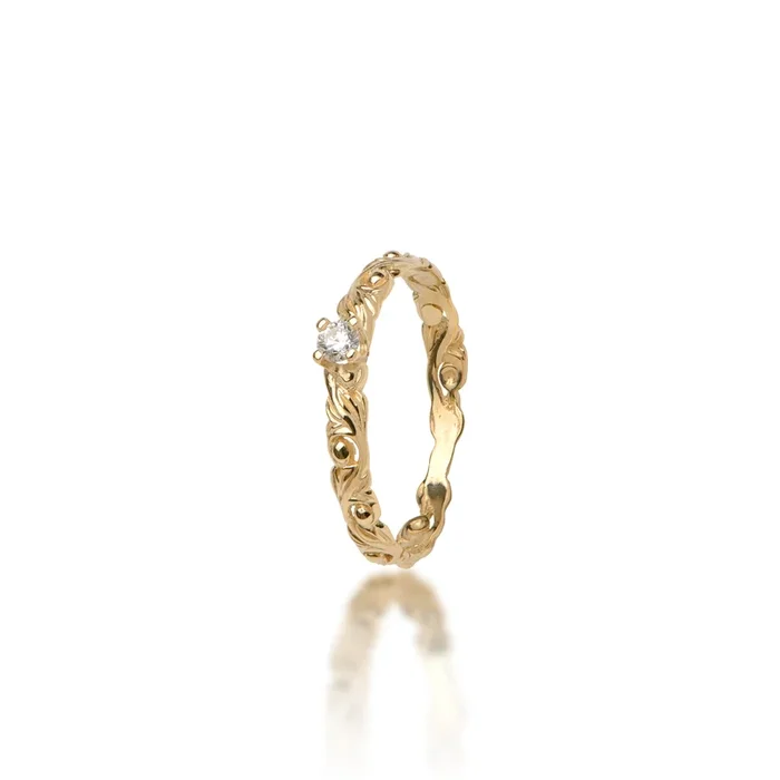Living Heirloom Ring in Gold with Diamond – 3mm