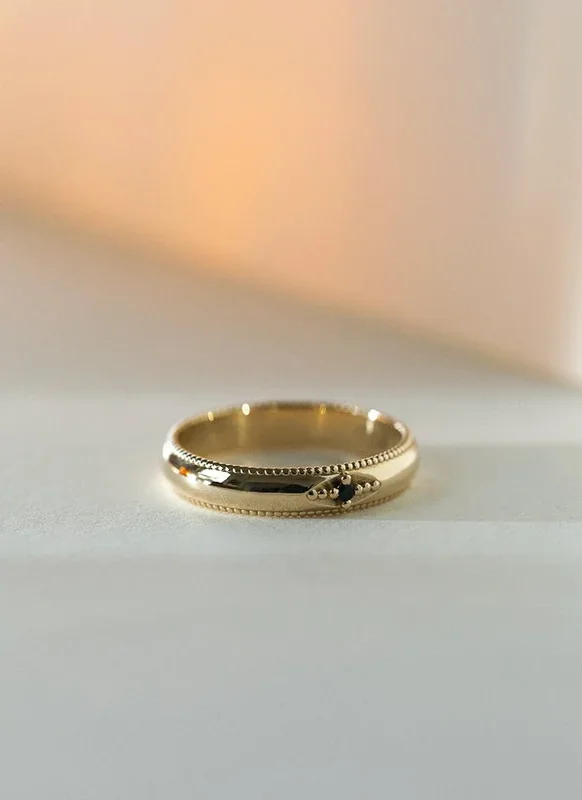 Lonny zwarte saffier ring 14k goud