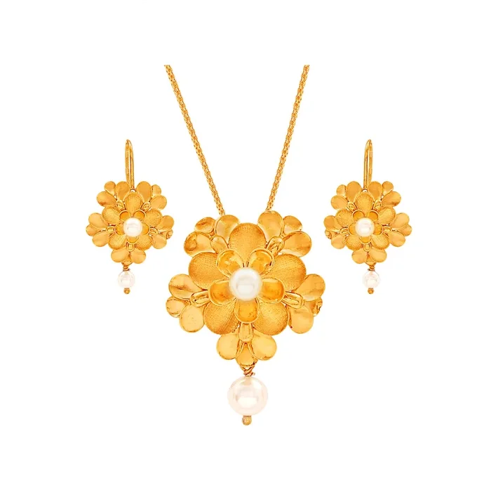 Lovely Pendant Set With Pearl in 22K Gold