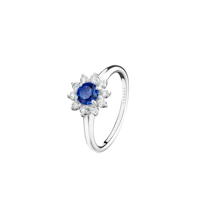 Marguerite ring in white gold, sapphire and diamonds | LEPAGE