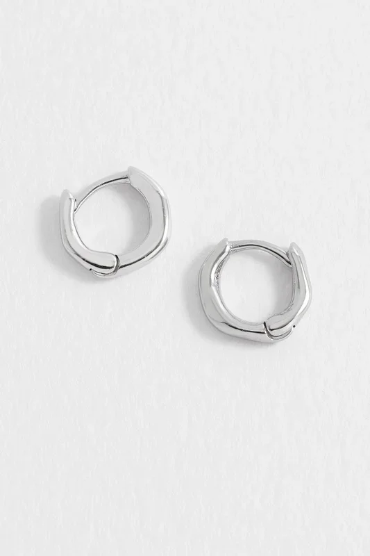 Men’s Molten Huggie Hoop